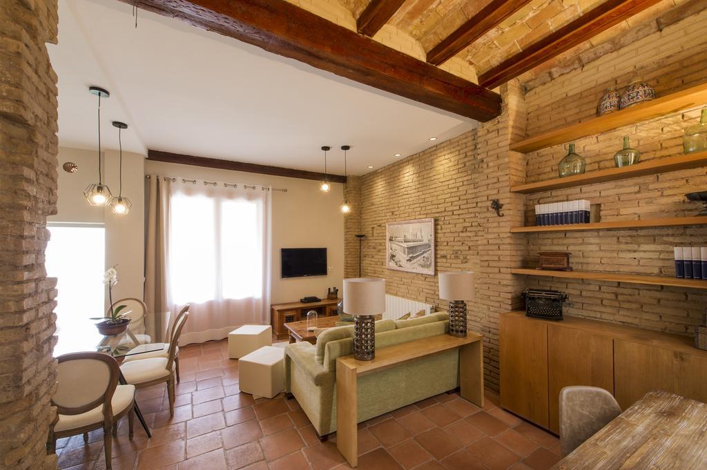 Sueca Apartment With Terrace Ruzafa Mid-Term バレンシア エクステリア 写真