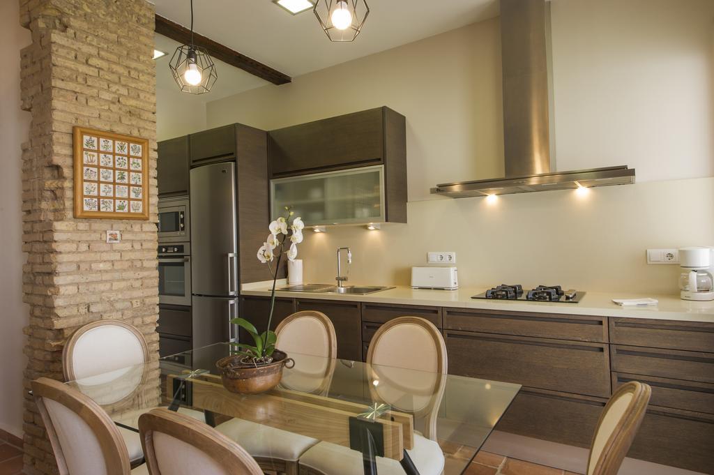 Sueca Apartment With Terrace Ruzafa Mid-Term バレンシア エクステリア 写真