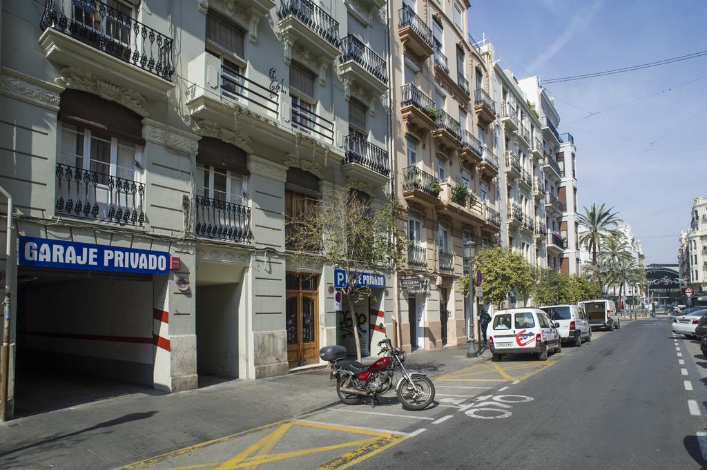 Sueca Apartment With Terrace Ruzafa Mid-Term バレンシア エクステリア 写真