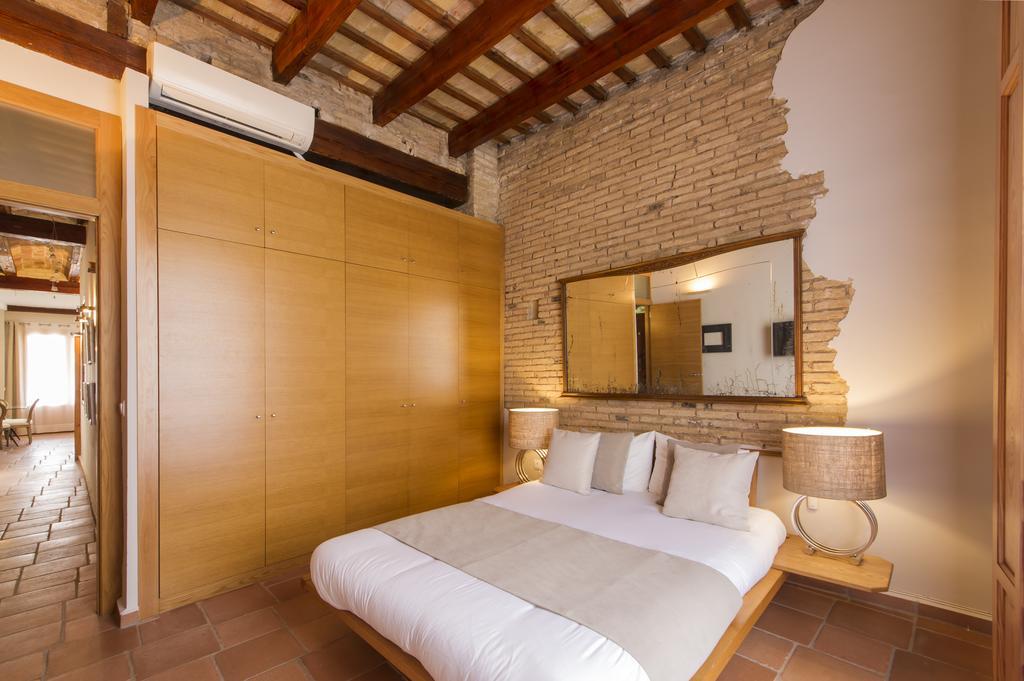 Sueca Apartment With Terrace Ruzafa Mid-Term バレンシア エクステリア 写真